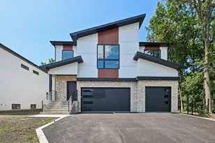 134 Pine Ln, Wood Dale, IL 60191 - Photo 1