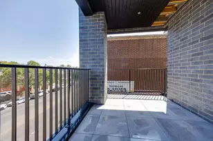 2072 N Western Ave, Chicago, IL 60647 - Photo 23
