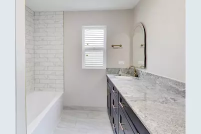 24826 W Miller Road, North Barrington, IL 60010 - Photo 17