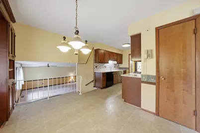 737 E 170th Place, South Holland, IL 60473 - Photo 17