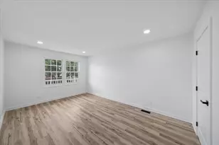 185 College Dr, Bloomingdale, IL 60108 - Photo 15