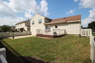 8247 W Wintergreen Dr, Frankfort, IL 60423 - Photo 29