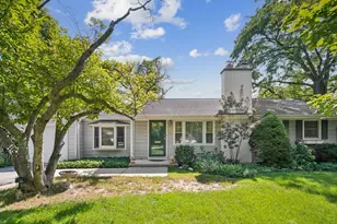 231 Latrobe Ave, Northfield, IL 60093 - Photo 1