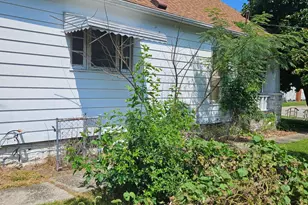 206 S 2nd St, Benld, IL 62009 - Photo 3