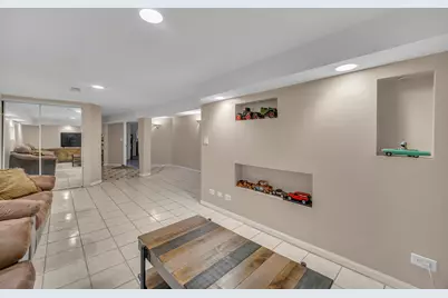 3331 N Rutherford Avenue, Chicago, IL 60634 - Photo 21