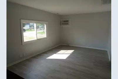 1613 Juneway Terrace, Round Lake Beach, IL 60073 - Photo 7
