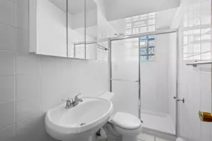 5421 W Windsor Ave, Chicago, IL 60630 - Photo 15