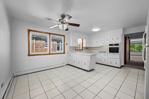 5421 W Windsor Ave, Chicago, IL 60630 - Photo 5