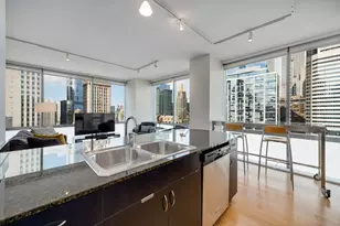 8 E Randolph St, Chicago, IL 60601 - Photo 17