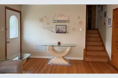 235 S Mayfair Place, Chicago Heights, IL 60411 - Photo 5
