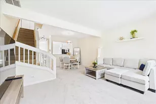 1323 Providence Cir, Elgin, IL 60120 - Photo 13