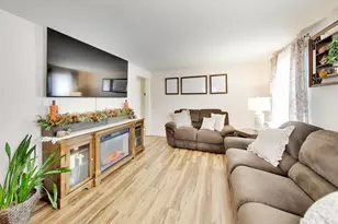 2807 Scott St, Franklin Park, IL 60131 - Photo 5