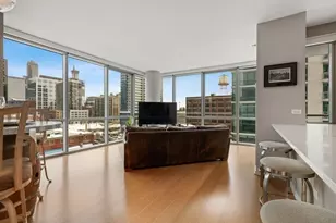 123 S Green St, Chicago, IL 60607 - Photo 5