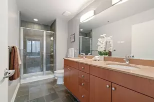 123 S Green St, Chicago, IL 60607 - Photo 17