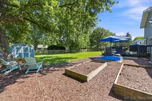 2308 Flambeau Dr, Naperville, IL 60564 - Photo 27