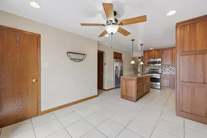 8350 S Karlov Avenue, Chicago, IL 60652 - Photo 15