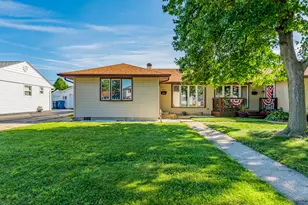 8801 Kilbourn Ave, Hometown, IL 60456 - Photo 1