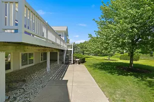 12706 Sycamore Ct, Huntley, IL 60142 - Photo 43
