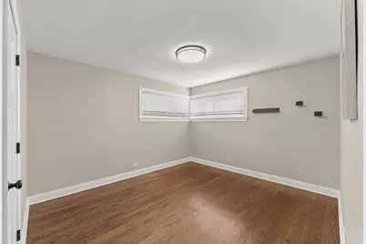 18516 Clyde Road, Homewood, IL 60430 - Photo 15