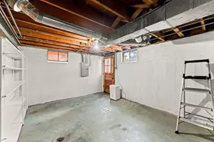 18516 Clyde Rd, Homewood, IL 60430 - Photo 25