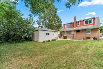 18516 Clyde Road, Homewood, IL 60430 - Photo 29