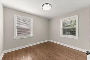 18516 Clyde Rd, Homewood, IL 60430 - Photo 11