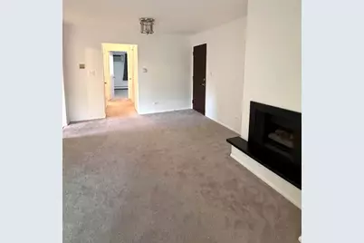 811 S Dwyer Avenue E #E, Arlington Heights, IL 60005 - Photo 5