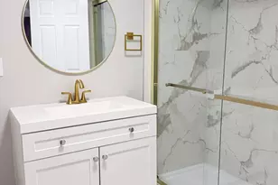 10453 S Indiana Ave, Chicago, IL 60628 - Photo 15