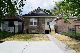 10453 S Indiana Ave, Chicago, IL 60628 - Photo 19