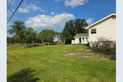 2301 Greenbriar Lane, Lindenhurst, IL 60046 - Photo 25