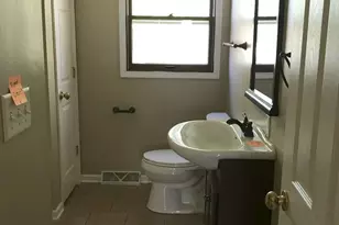 1221 Ave A, Rochelle, IL 61068 - Photo 9
