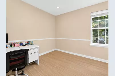 722 Metropolitan Avenue, Bolingbrook, IL 60490 - Photo 17