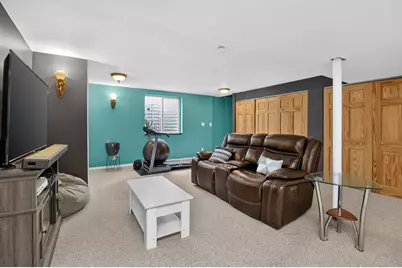 722 Metropolitan Avenue, Bolingbrook, IL 60490 - Photo 25