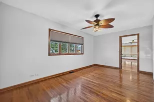 21W302 Woodview Dr, Itasca, IL 60143 - Photo 19