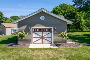 21W302 Woodview Dr, Itasca, IL 60143 - Photo 31