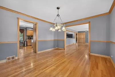 21W302 Woodview Drive, Itasca, IL 60143 - Photo 9