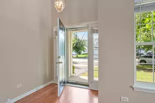 2607 Flagstone Cir, Naperville, IL 60564 - Photo 5