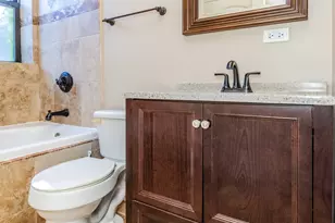 1367 E 64th St, Chicago, IL 60637 - Photo 15