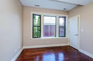1367 E 64th St, Chicago, IL 60637 - Photo 17