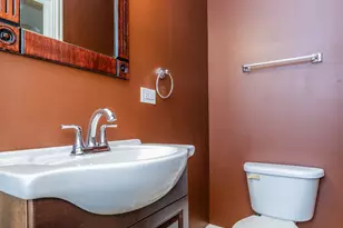 1367 E 64th St, Chicago, IL 60637 - Photo 29