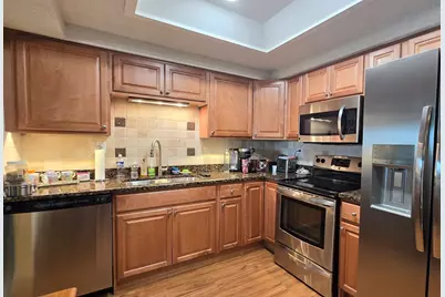 690 Chandler Road #408, Gurnee, IL 60031 - Photo 9