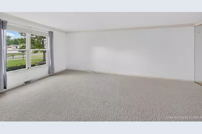 9S565 S Allison Court S, Willowbrook, IL 60527 - Photo 3