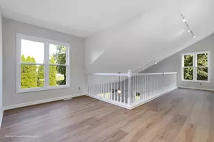 1020 Prairie View Ct, Naperville, IL 60563 - Photo 9