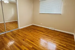 7011 N Hamlin Ave, Lincolnwood, IL 60712 - Photo 13