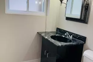 7011 N Hamlin Ave, Lincolnwood, IL 60712 - Photo 9