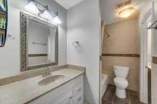 9151 Sutton Ct, Orland Park, IL 60462 - Photo 11