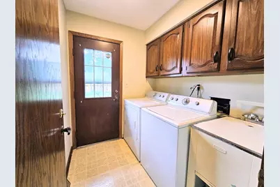 5841 Hoylake Drive, Rockford, IL 61107 - Photo 15
