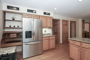24530 Hummingbird Ct, Barrington, IL 60010 - Photo 11