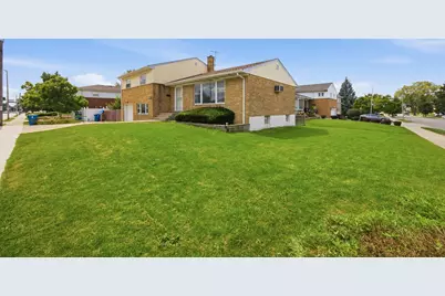 1670 N 5th Avenue, Melrose Park, IL 60160 - Photo 3