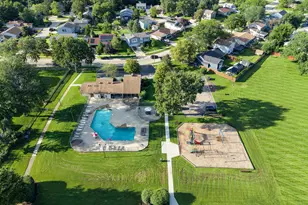 17 Joslyn Dr, Elgin, IL 60120 - Photo 35
